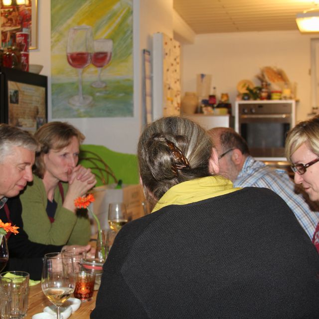 Die Cantina delle Ombre ist Ihr Spezialitätengeschäft für Weine Öle und Salze in Lübeck. Wir führen Kochkurse und Kochevents zu verschiedenen Themen durch und Bringen Ihnen die internationale Küche näher.