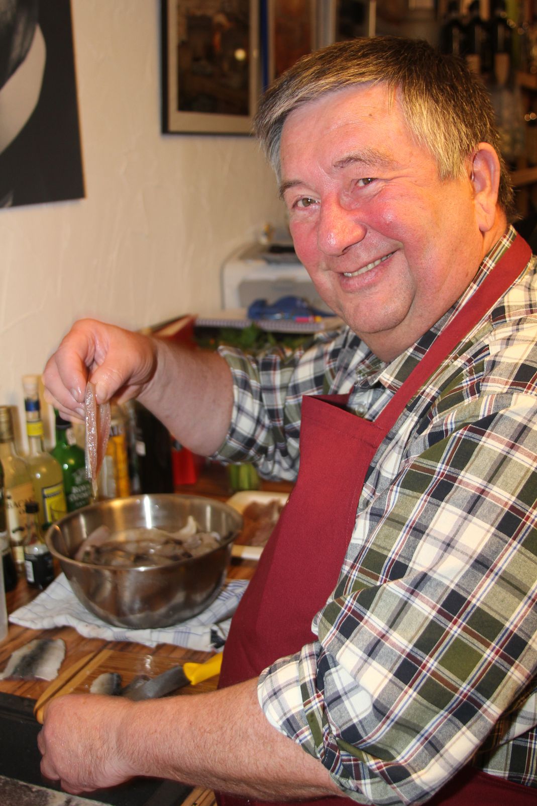 Die Cantina delle Ombre ist Ihr Spezialitätengeschäft für Weine Öle und Salze in Lübeck. Wir führen Kochkurse und Kochevents zu verschiedenen Themen durch und Bringen Ihnen die internationale Küche näher.