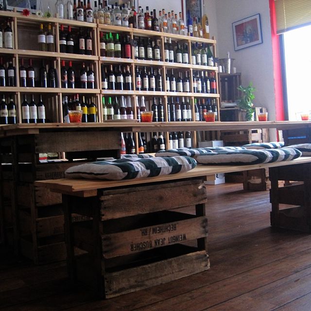 Die Cantina delle Ombre ist Ihr Spezialitätengeschäft für Weine Öle und Salze in Lübeck. Wir führen Kochkurse und Kochevents zu verschiedenen Themen durch und Bringen Ihnen die internationale Küche näher.